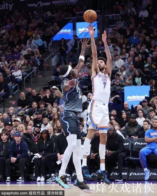 文班亚马复出 马刺战胜雷霆